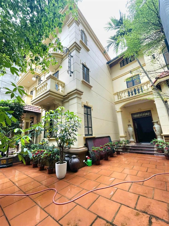 Vip tây hồbiệt phủ sân vườn2 mặt ngõ ô tô tránh vỉa hè dừng đỗ thoải máikinh doanh sầm uất ngày