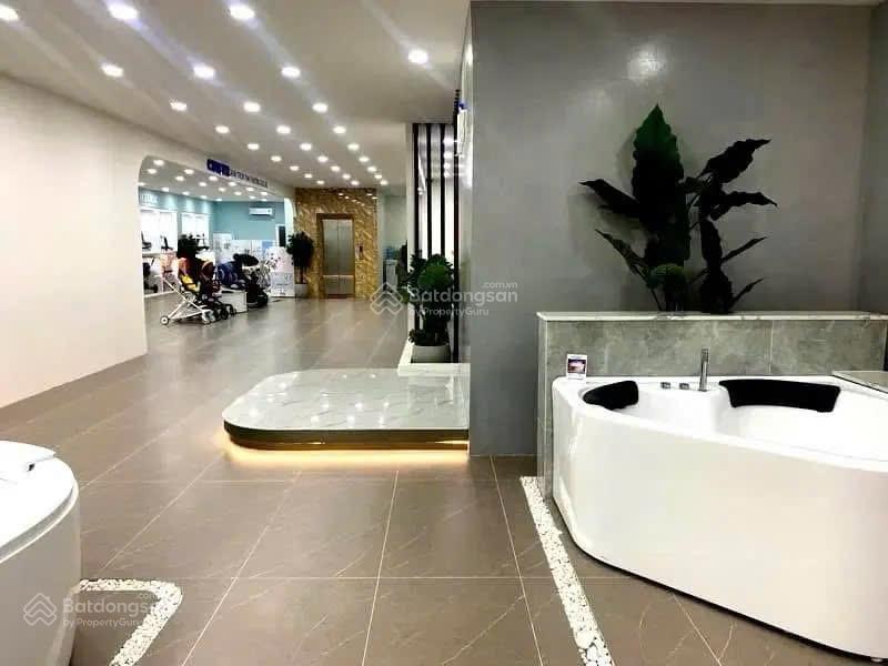 Mảnh đất siêu vip đẹp phố xã đàn  thích hợp cho nhà đầu tư xây tòa nhà building