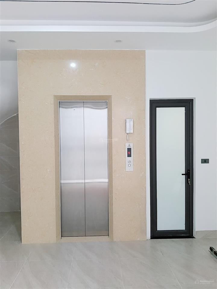 Bán nhà cực hiếmnhà mới đẹptây hồ50m6 tầng thang máymt 5.5mô tô đỗ cửa 20m ra phố