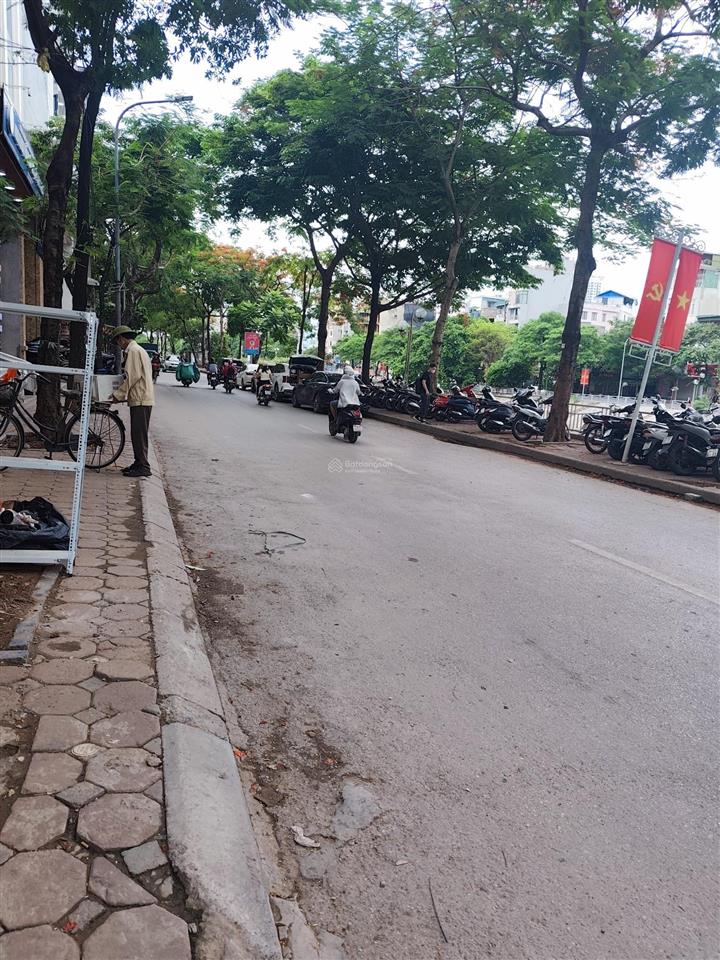 Bán nhà xây mới full nội thất cực đẹptrung tâm thanh xuân30m ra mặt phố vũ tông phan2 thoáng ts