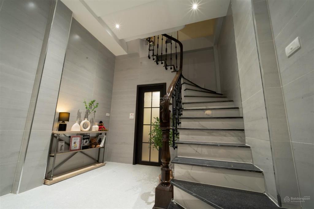 Bán nhà kim mã thượng tổng ~200m2 sử dụng ở vị trí vàng phân lôô tôkhu vực cực kỳ hiếm nhà bán