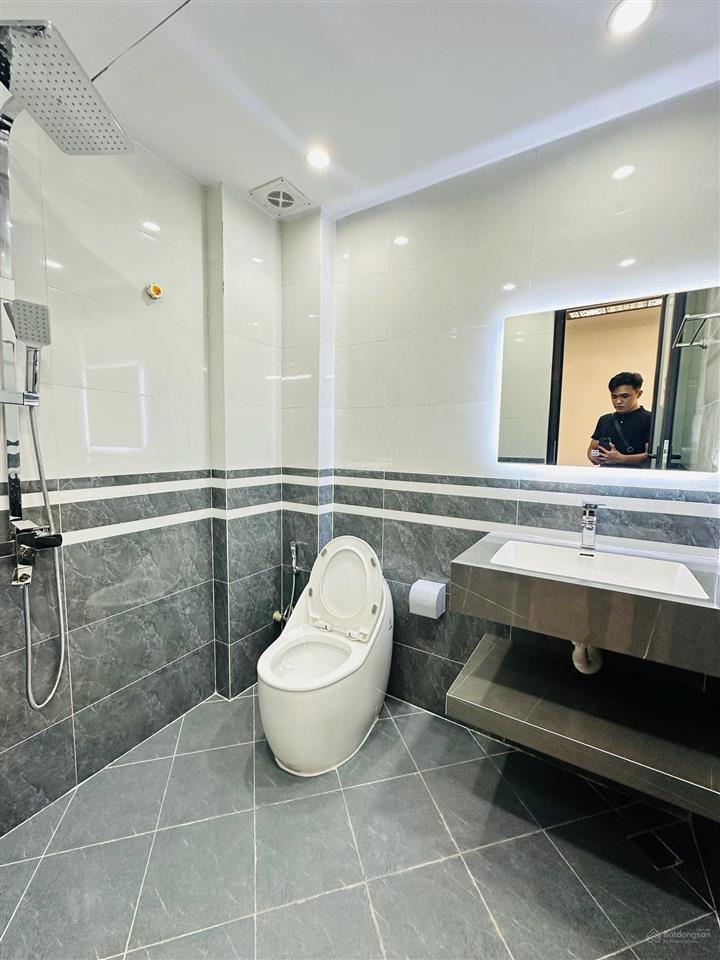 Bán nhà tây hồ ba đìnhnăm tầng thang máynội thất sang xịnsổ đỏ hoa khôihàng nét căng đét