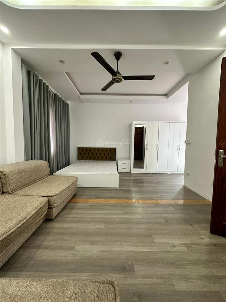 Bán nhà view hồ tây3 thoáng5 tầng dân xâyotoô chờ thang máyô chờ thang máybay nhanh