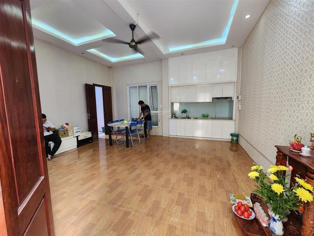 Bán nhà view hồ tây3 thoáng5 tầng dân xâyotoô chờ thang máyô chờ thang máybay nhanh