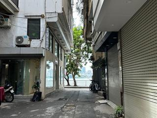 Bán nhà view hồ tây3 thoáng5 tầng dân xâyotoô chờ thang máyô chờ thang máybay nhanh