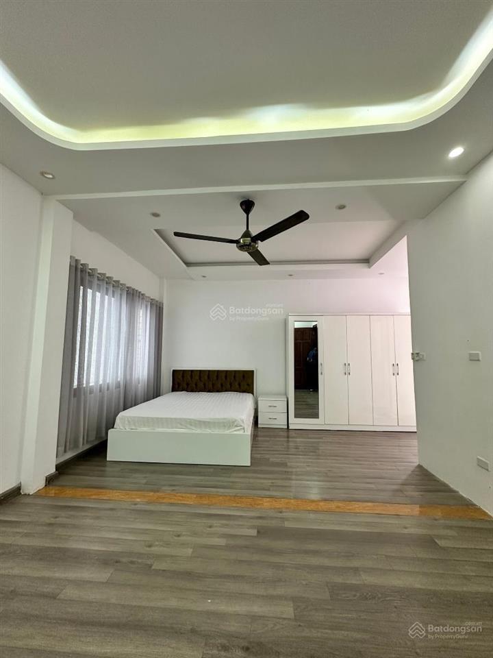 Bán nhà view hồ tây3 thoáng5 tầng dân xâyotoô chờ thang máyô chờ thang máybay nhanh