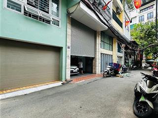 Bán nhà xuân latây hồ ô tô đỗ cửa, nở hậu. diện tích rộngsẵn quỹ đất cải tạo làm nhà dòng tiền