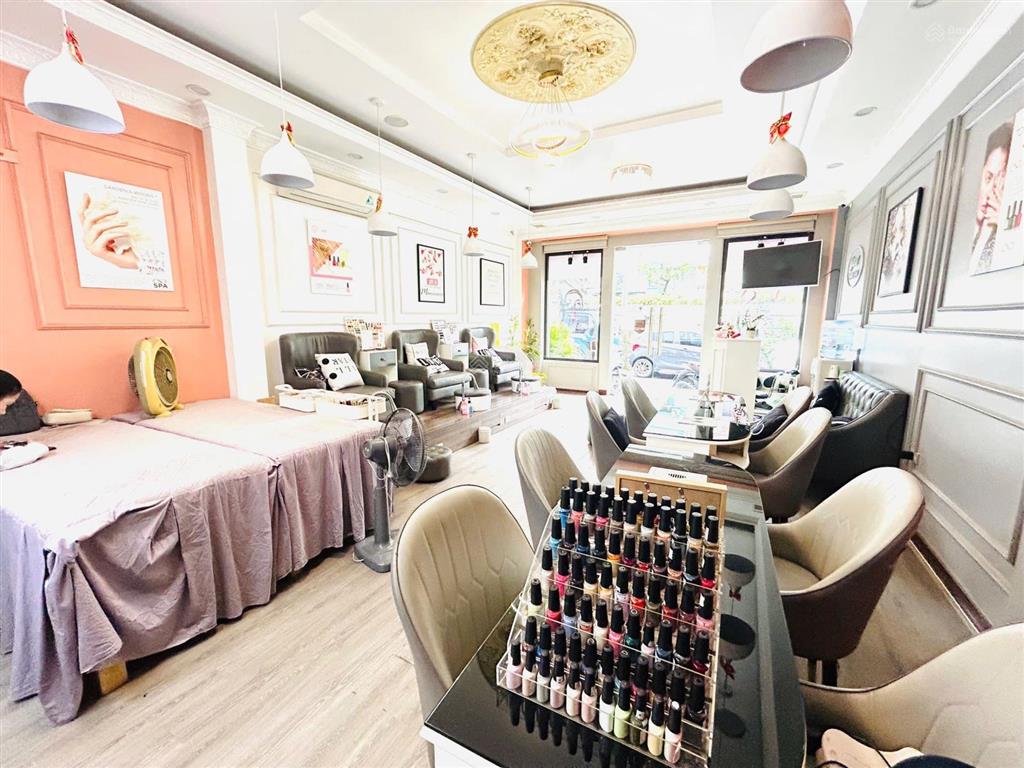 Bán nhà mặt phố kinh doanh  7 tầng thang máy  full công năng  nhiều tiện ích xung quanh