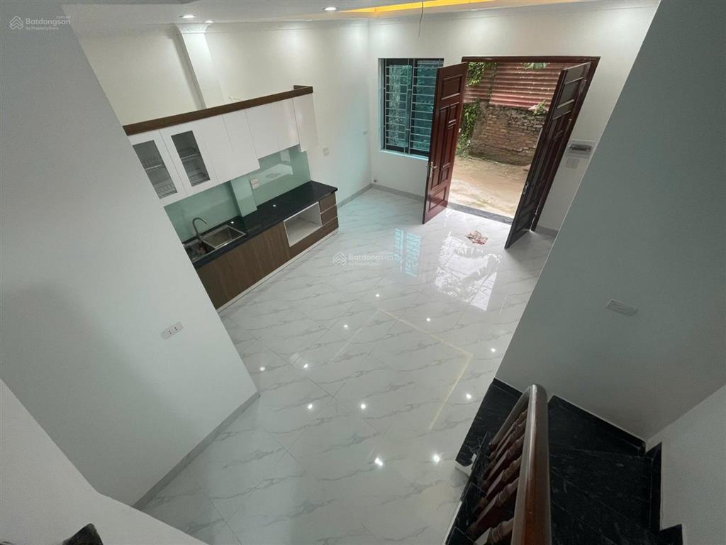 Bán nhà lô gócthang máy3 mặt thoáng vĩnh viễnban công triệu đônhiều cửa sổô tô vf3 tận cửagần