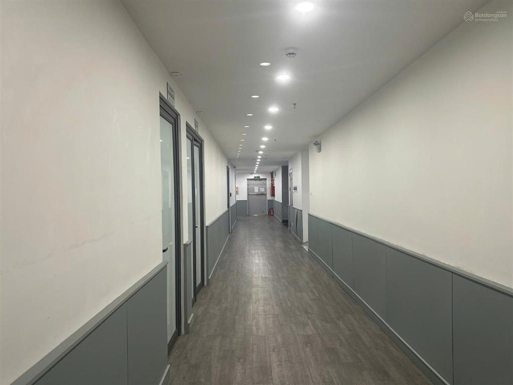 Siêu vip sàn thương mại tầng 2 mặt phố trung tâm quận đống đa sổ đỏ lâu dài dòng tiền 1 tỷ/tháng.
