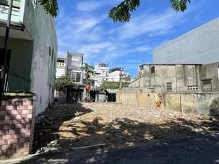 Cho thuê đất trống dtsd 670m2. đường luỹ bán bích . 2 mặt tiền trước và sau