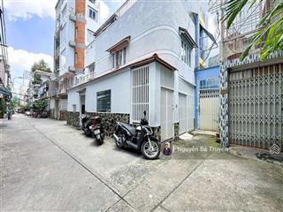 Bán nhà hxh góc 3mt đường trần hưng đạo q1, kc 2 tầng chỉ 8.5 tỷ pháp lý sạch mua có thể ở ngay