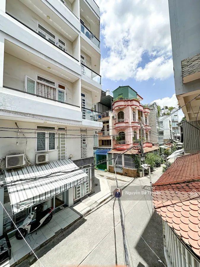 Bán nhà hxh góc 3mt đường trần hưng đạo q1, kc 2 tầng chỉ 8.5 tỷ pháp lý sạch mua có thể ở ngay