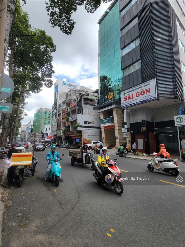 Bán tòa nhà văn phòng góc 2mt đường bùi thị xuân phường bến thành q1 kc 1 hầm 7 lầu sd 828.5m2 80tỷ