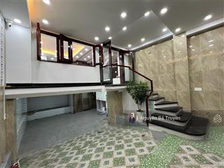 Bán nhà ngay đường nguyễn văn trỗitrần hữu trang quận phú nhuận. ngang 6m 5tầng thang máy full mới
