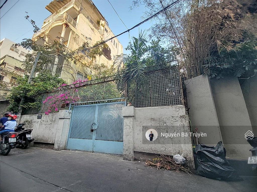 Bán villa trung tâm quận 1 cách chợ bến thành 700m, 270m ngang 9m nhà 100 năm chưa đổi chủ chỉ 62ty