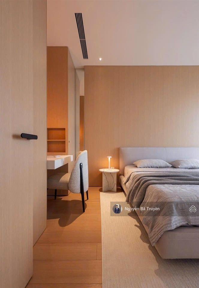 Bán nhà villa thảo điền quận 2, 10x11m, kc 1 trệt 3 tầng thang máy 5 ngủ lớn, nội thất nhập khẩu