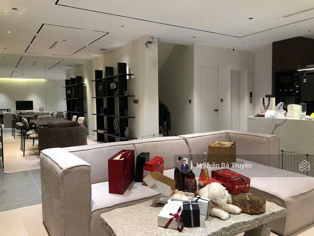 Bán nhà villa thảo điền quận 2, 10x11m, kc 1 trệt 3 tầng thang máy 5 ngủ lớn, nội thất nhập khẩu