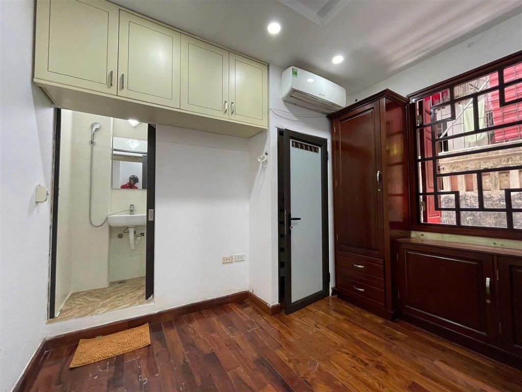 CHÍNH CHỦ CHO THUÊ NHÀ RIÊNG 5 TẦNG NGÕ 409 KIM MÃ , HÀ NỘI
