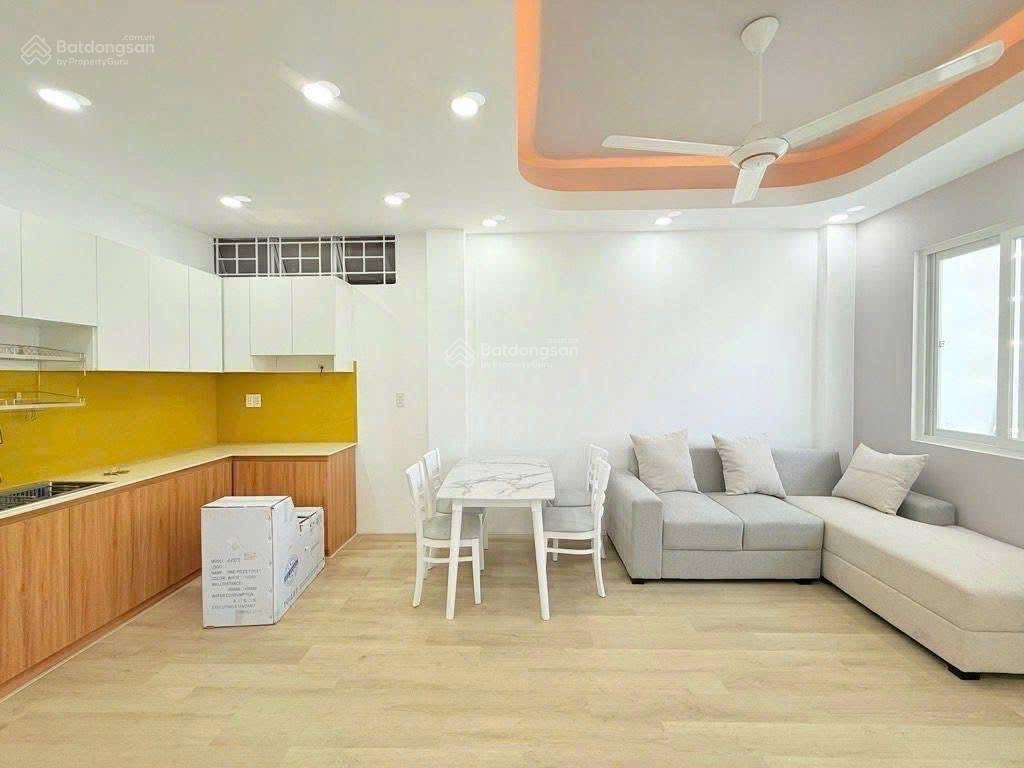 Bán căn hộ chung cư cây mai  quận 11 (5*10m)  2pn  có thang máy  full nội thất giá chỉ 2.9 tỷ