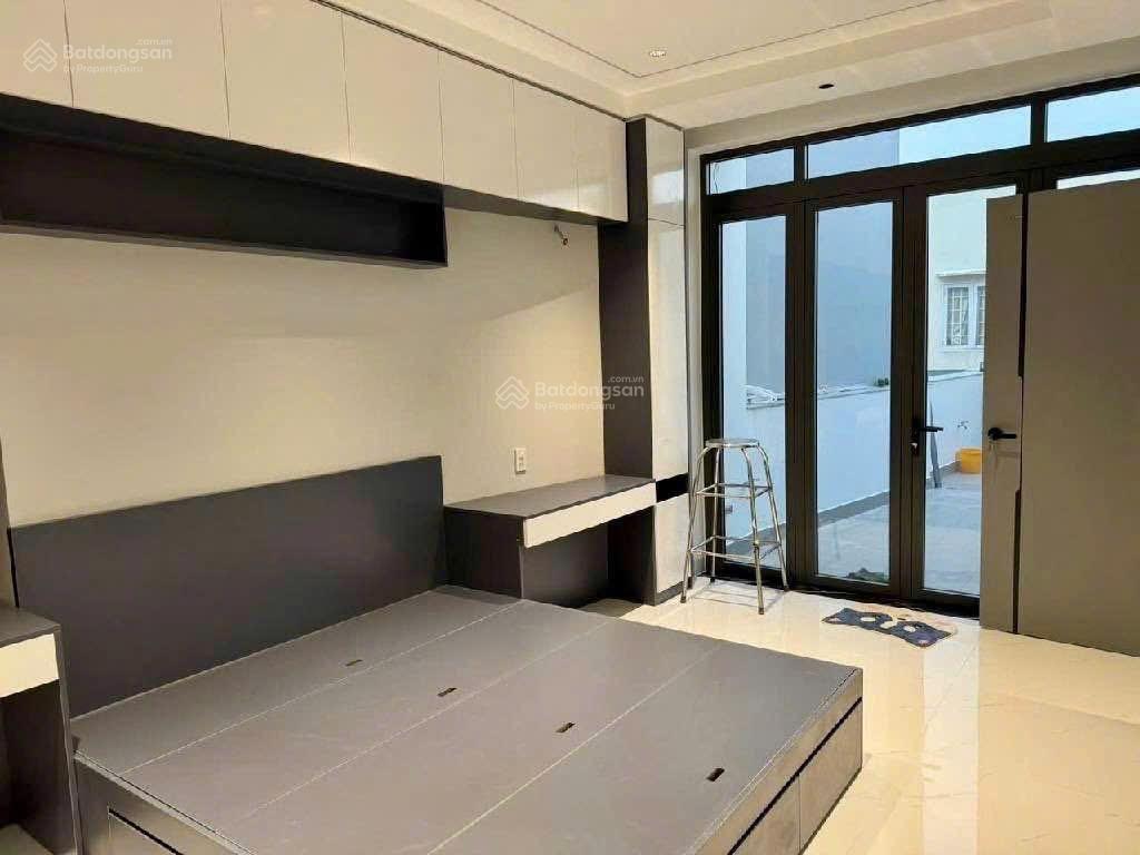 Bán nhà hoàng lê kha  quận 6  86m2  5 tầng  sát mặt tiền  5pn  giá 8.5 tỷ tl