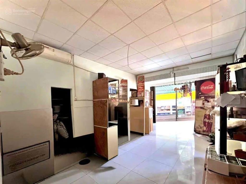 Mặt tiền hoàng lê kha  quận 6  76m2 ngang hiếm 5m  2 tầng nhà cũ tiện xây mới  giá 11.9 tỷ