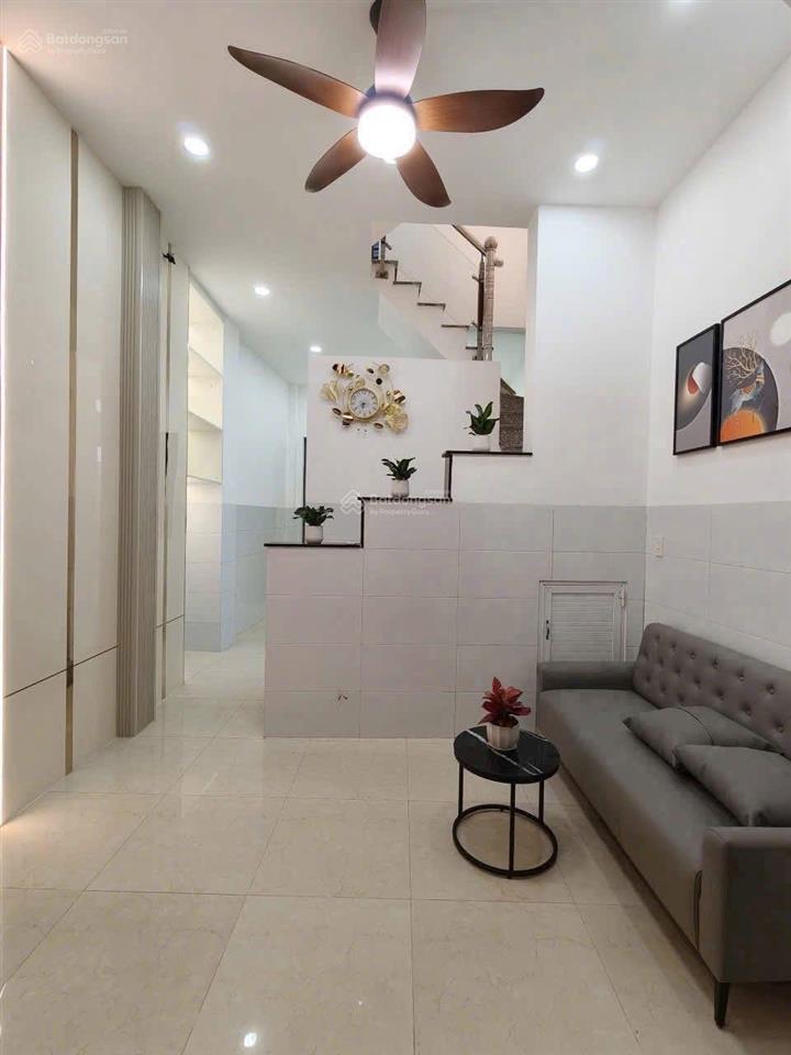 Bán nhà hồng bàng  34m  3 tầng  nhà mới tinh chỉ xách valy vào ở