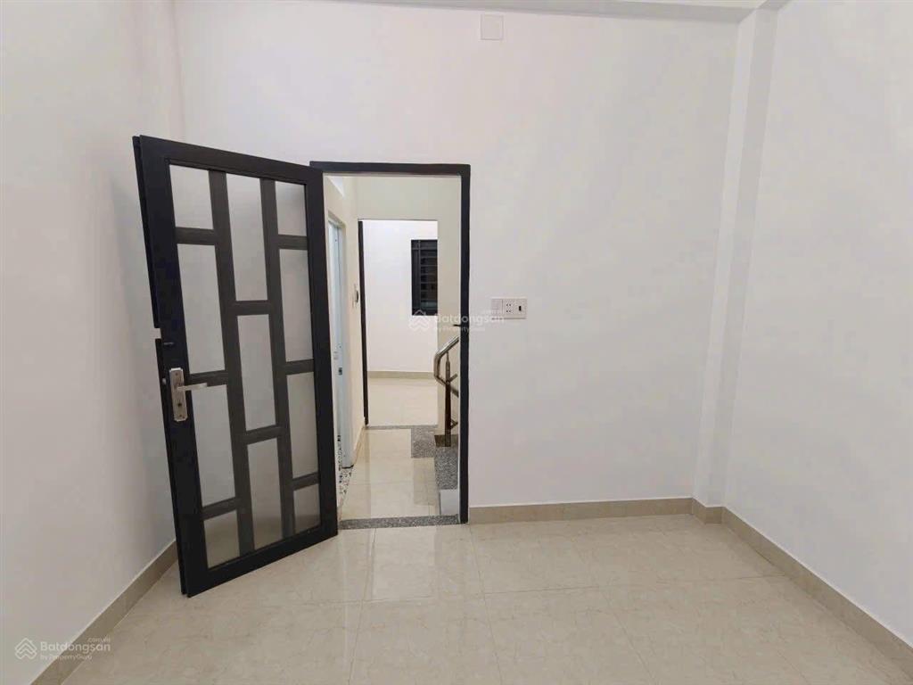 Bán nhà hồng bàng  34m  3 tầng  nhà mới tinh chỉ xách valy vào ở