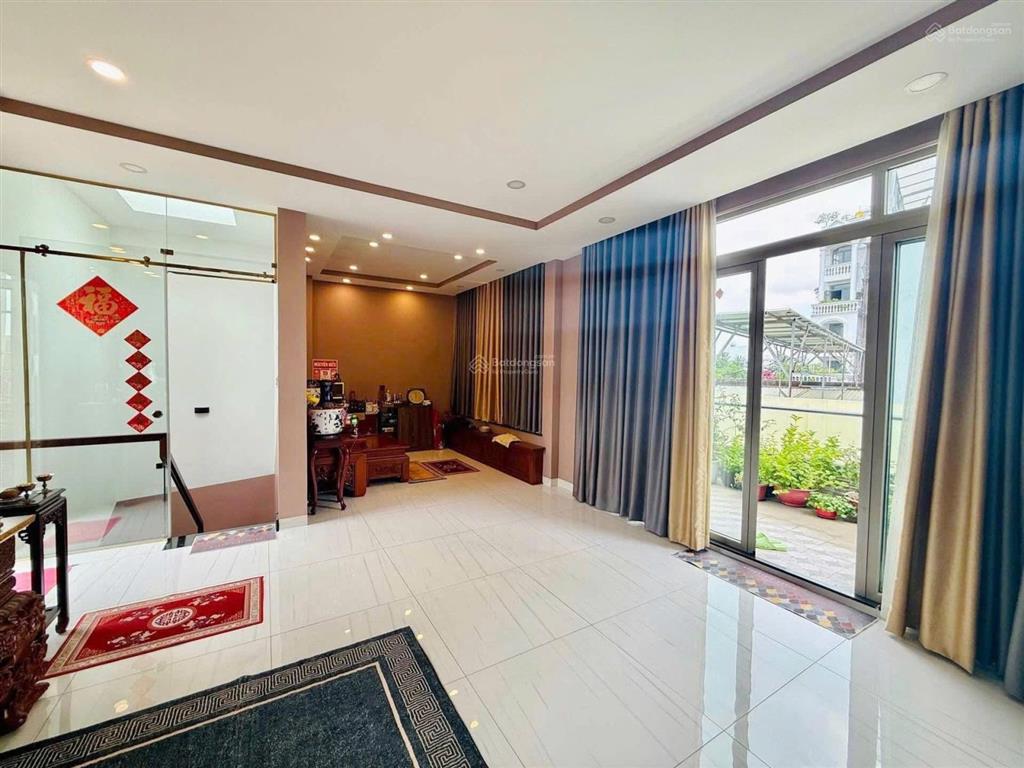 Bán nhà siêu phẩm đặng nguyên cẩn tân hoánhà đẹp 4 tầng  105m2 ngang hiếm 8m chủ cần bán gấp