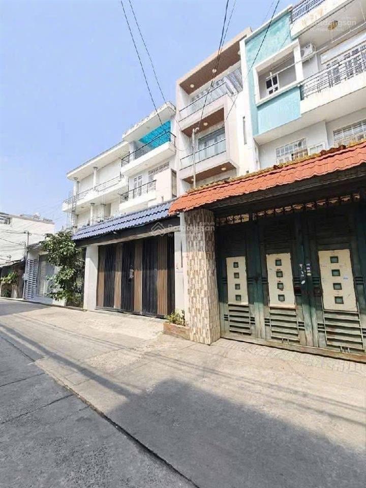 Bán nhà hậu gianghẻm xe tải 8m thông ngay vòng xoay phú lâm135m2 chính chủ đứng ra bán