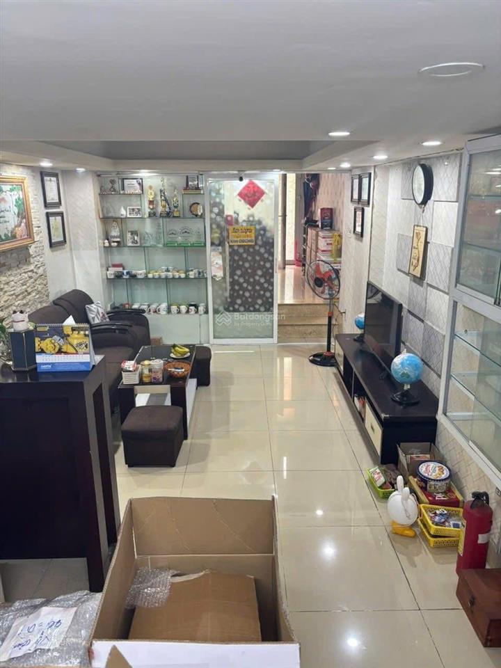 Chính chủ bán nhà bình tâyquận 6 8 tỷ 500 tl
