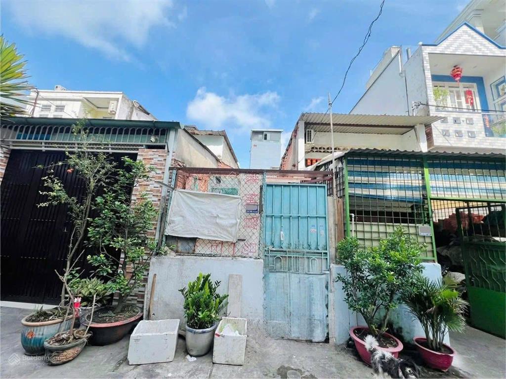 Bán đất trống 67m2 quận 6 kiếm không ra miếng thứ 2 trong khu vực giá chỉ 5.4 tỷ tl trực tiếp