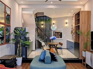 Siêu đẹp  phong cách mid century modern  40m2 4 tầng 3pn master  chỉ 6.x tl