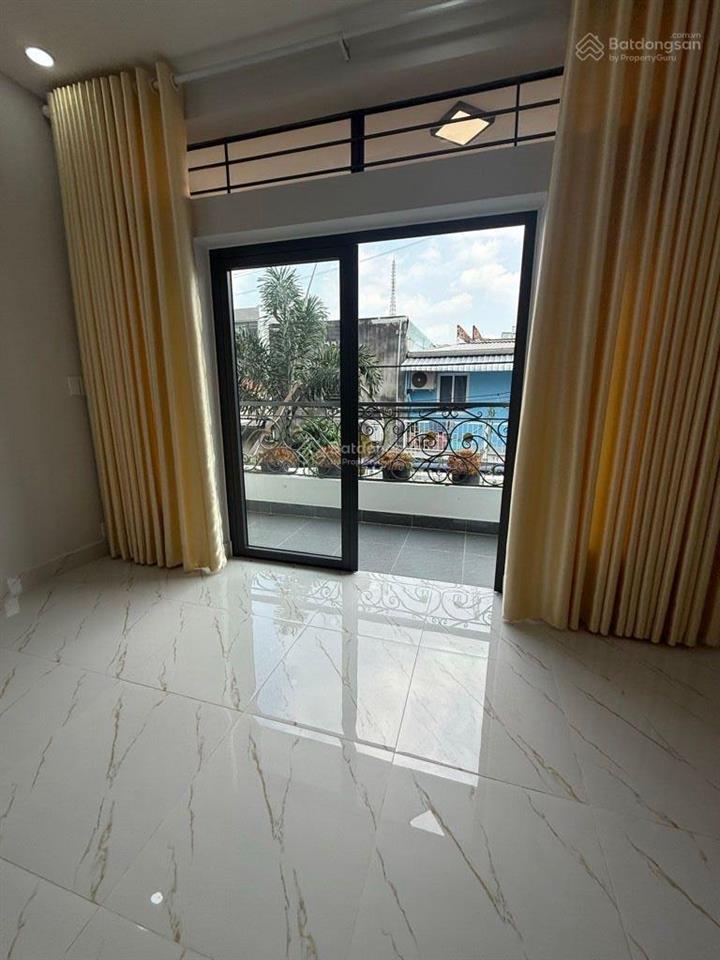 Nhà đẹp tô ký  ngang 5m  101m2  giáp gò vấp 3  chỉ 5. x tỷ