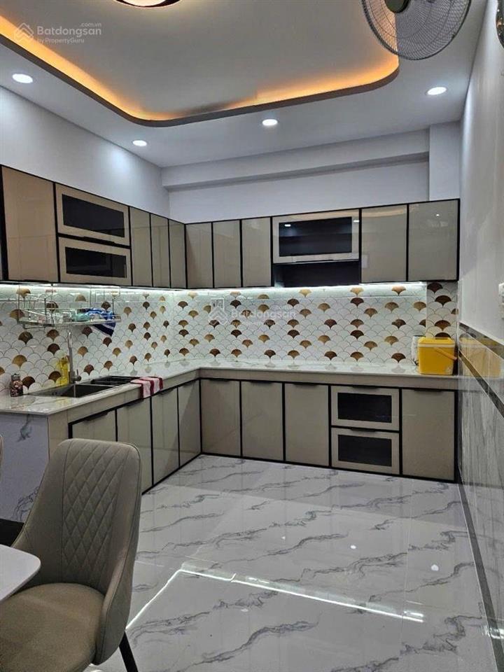 Nhà đẹp tô ký  ngang 5m  101m2  giáp gò vấp 3  chỉ 5. x tỷ