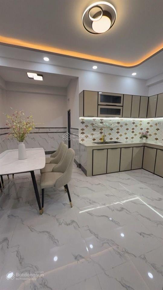 Nhà đẹp tô ký  ngang 5m  101m2  giáp gò vấp 3  chỉ 5. x tỷ