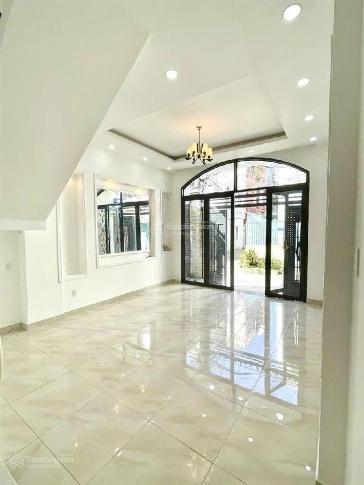 Hẻm xe hơinhà 4 tầng trung tâm bình thạnh74m2. chỉ nhỉnh 13 tỉ.