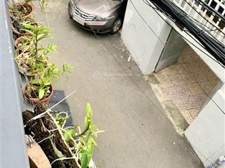 Hẻm xe hơi nhà lô góc thoáng40m2 chỉ 6.4 tỷ