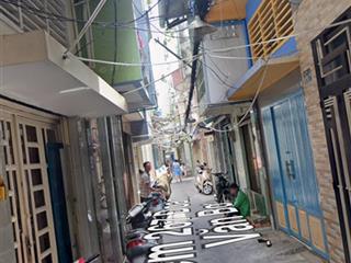 Nhà q4 gần cầu calmette hẻm 3m 3 tầng 4pn 4 tỷ thương lượng