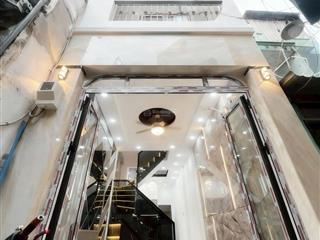 Bán gấp  lê văn linh  quận 4  31.7m2  5,2 tỷ