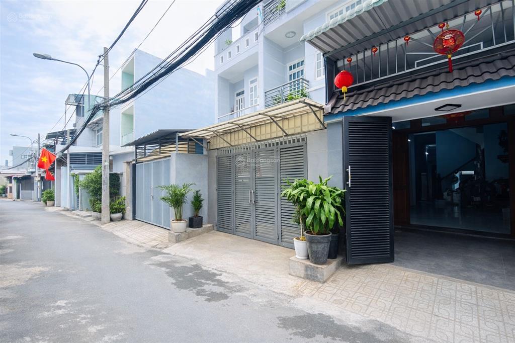 Nhà giá rẻ gigamall phạm văn đồng thủ đức đường ô tô, hẻm xe hơi linh tây, đầu tư nhà rẻ thủ đức