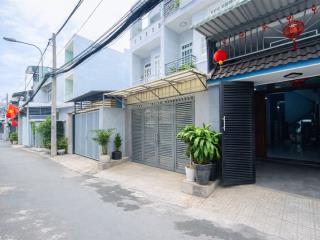 Nhà giá rẻ gigamall phạm văn đồng thủ đức đường ô tô, hẻm xe hơi linh tây, đầu tư nhà rẻ thủ đức