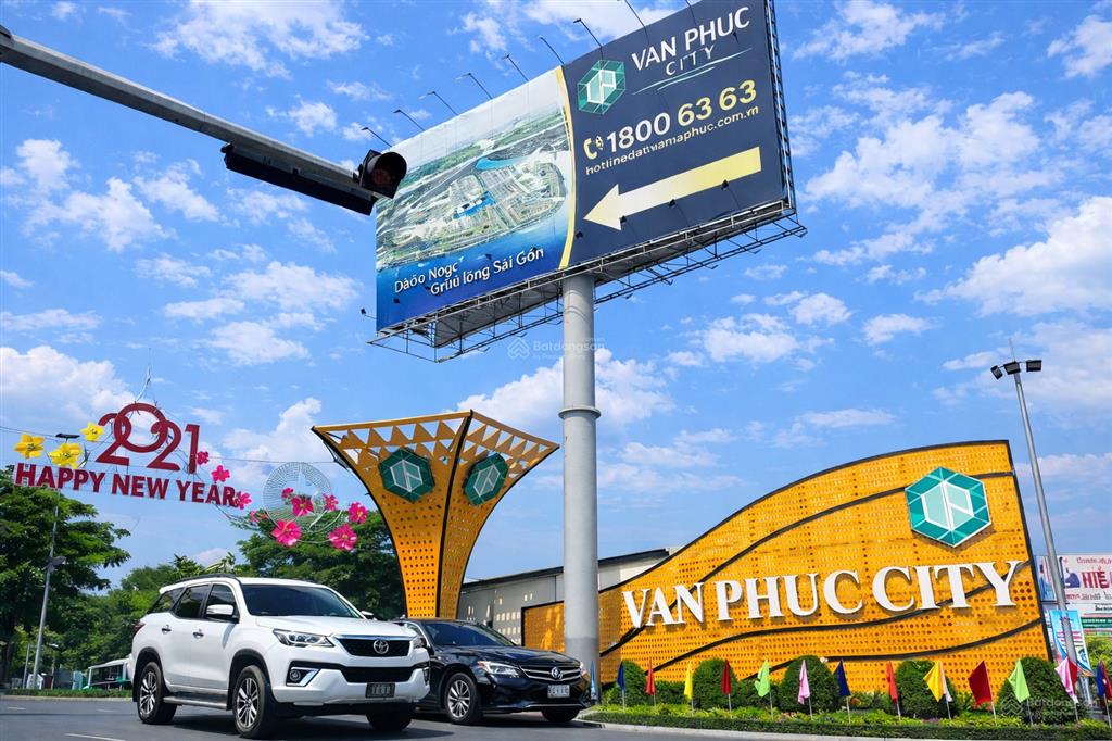 Bán nhà đẹp rẻ 64m2 hẻm ô tô tránh chỉ hơn 5 tỷ bên vạn phúc city hiệp bình ql 13 thủ đức