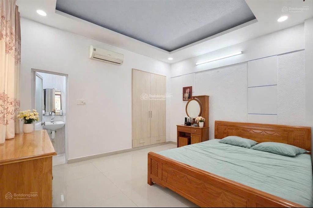 Nhà rẻ đẹp 75m2 lô góc hiệp bình hẻm xe hơi 3 tầng nhỉnh 7 tỷ phạm văn
đồng gigamall