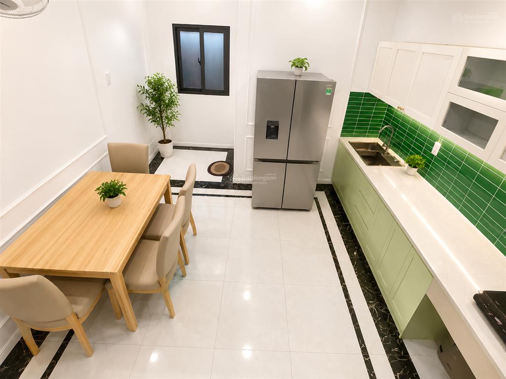 Bán nhà hiếm đẹp 62m2 .ven sông 4 tầng full nội thất hẻm xe hơi hiệp bình chánh thủ đức gigamall.