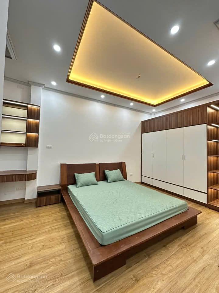 50m2  5 tầng  mt 4 m  lương khánh thiện