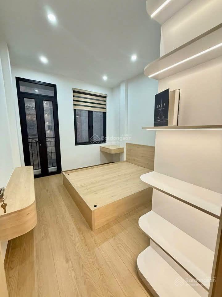 Nhà sát hồ võ thị sáu trung tâm quận hai bà trưng