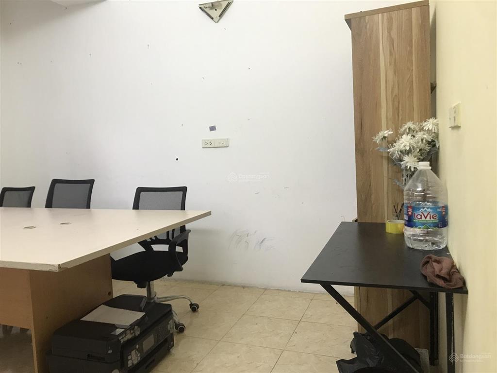Cho thuê phòng rộng 50m, có thể vừa ở vừa làm văn phòng cá nhân, nhóm 4tr/tháng