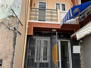 Ni sư huỳnh liên, 3 tầng. 3ty9