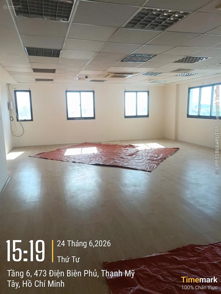 Cho thuê văn phòng 150m2 tòa nhà 194 golden building 473 điện biên phủ, giá tốt